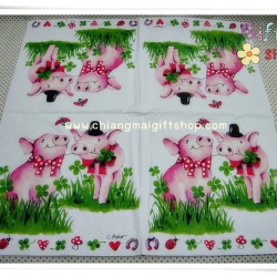 กระดาษแนปกิ้น ลายหมู คู่รัก บ่าวสาว ดอกไม้ หัวใจ เห็ด พื้นหลังสีขาว