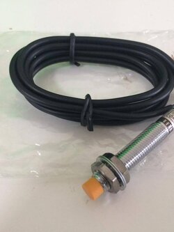 Inductive Proximity sensor NPN output Di 8 mm.