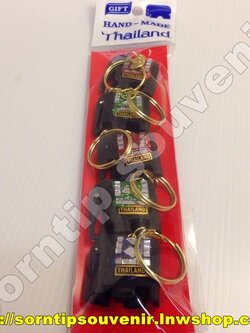 พวงกุญแจช้างไม้กระจกสีดำ