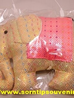 หมอนตุ๊กตาช้างผ้าไทยสีขาว