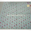 กระดาษแนปกิ้น ลายดอกไม้สีแดง พื้นหลังสีเขียว