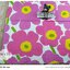 กระดาษแนปกิ้นยุโรป, ลายดอกไม้สีชมพูเกสรสีเหลืองเขียวก้านสีเขียว, ลาย UNIKKO light pink, ลายของ marimekko, marimekko, พื้นหลังสีขาว, ลายดอกไม้ใหญ่ๆ